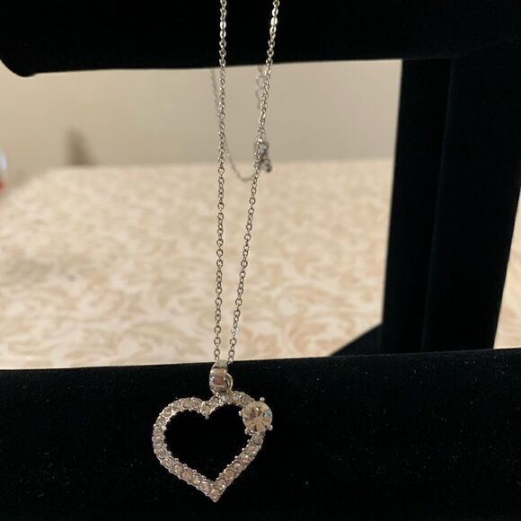 Heart Necklace 18” w/ Rhinestones on Silver Tone Chain Gorgeous - Picture 3 of 5